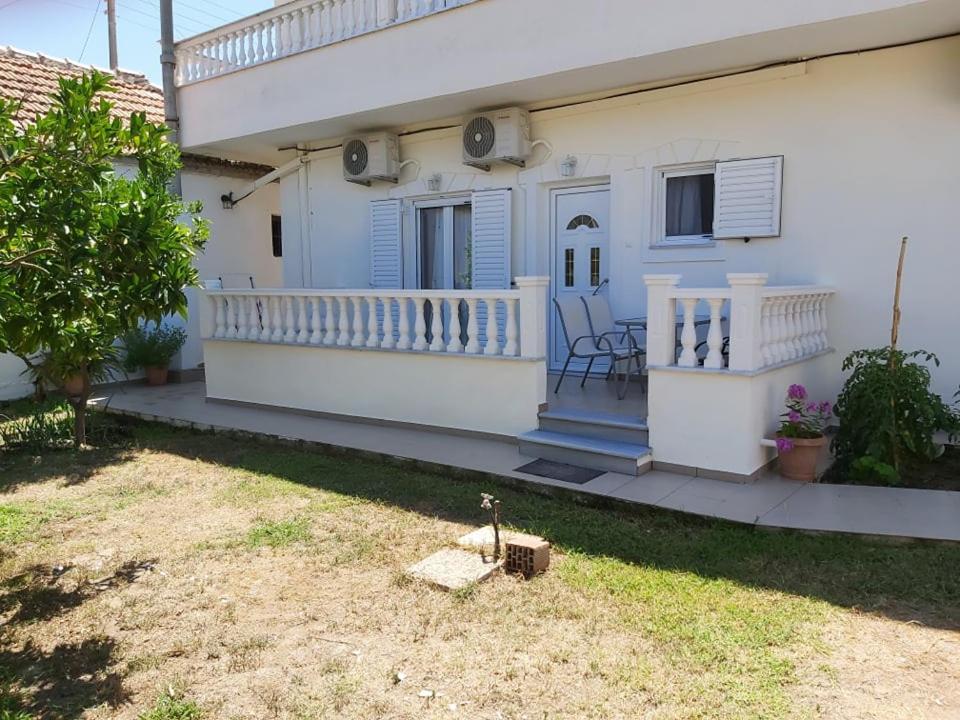 Konstantinos Apartments Ammoudia Room photo